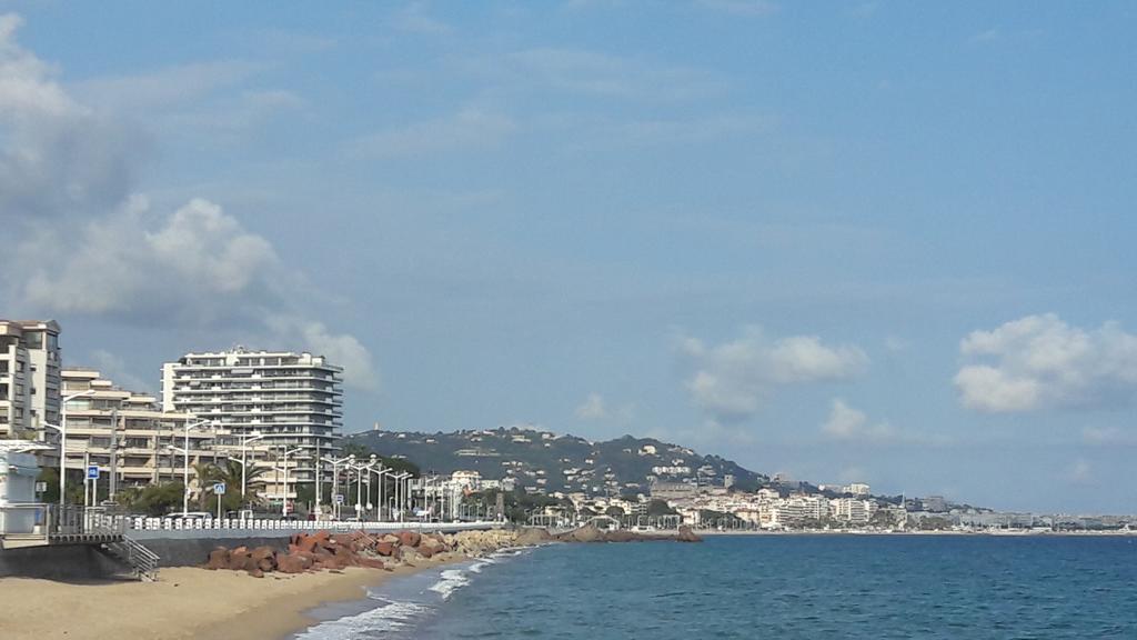 Agreable Chambre D'Hote A 50M De La Mer Cannes Exterior foto